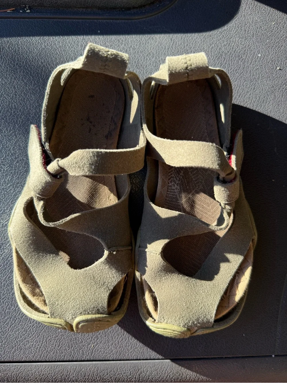 WILDLING BAREFOOT Strap Shoes - breathable with velcro close